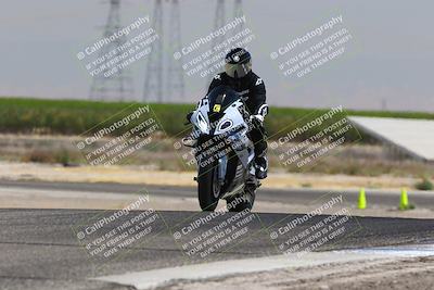 media/Aug-03-2025-TrackDaz (Sun) [[bf4a71acf9]]/C Group/1240pm (Wheelie Bump)/